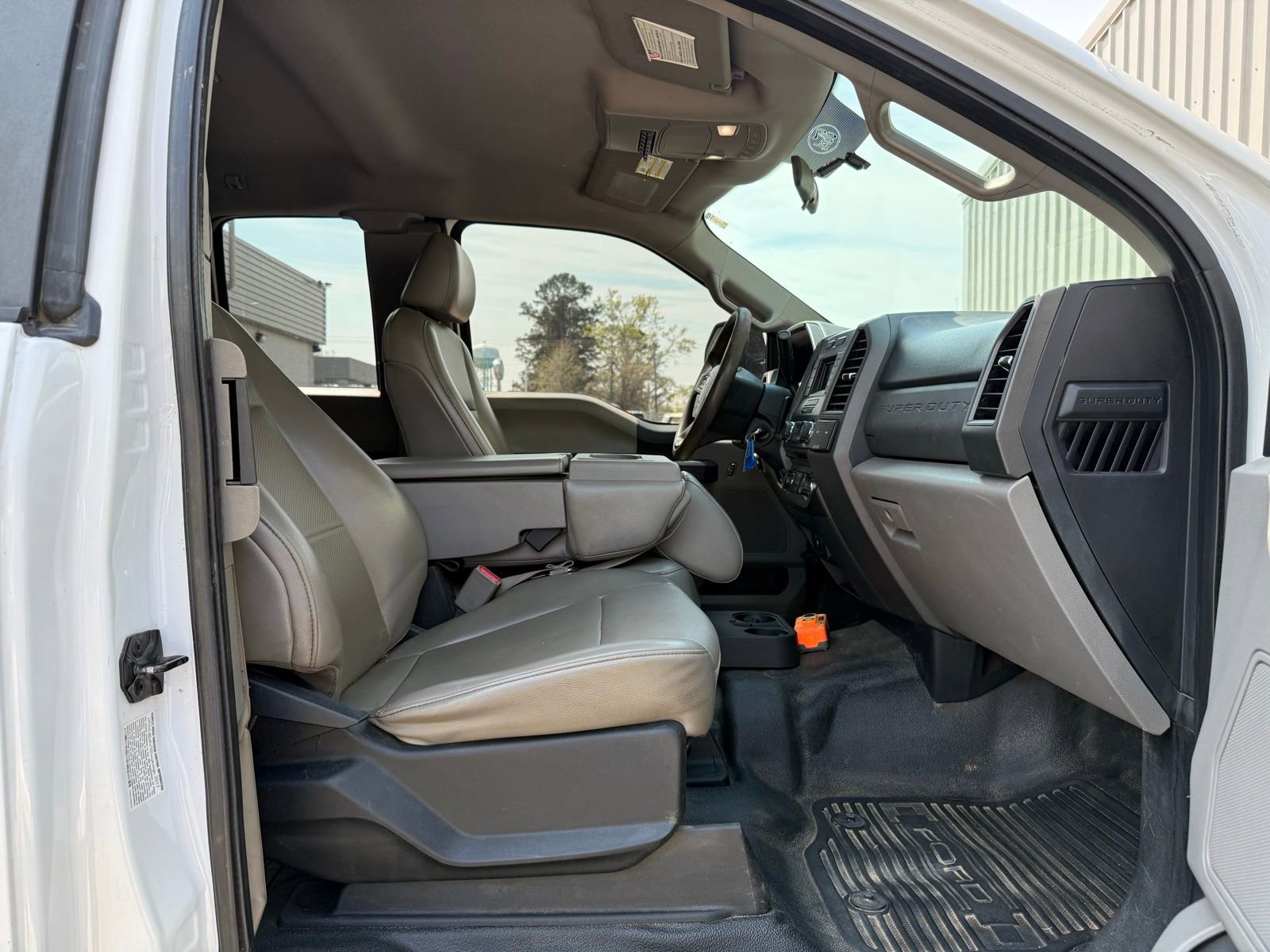 Used 2017 Ford F450 XL w/ Power Equipment Group RWD image 19