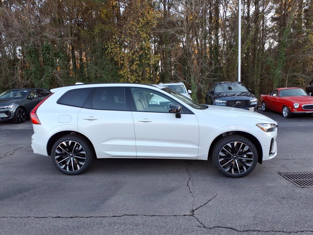 New 2026 Volvo XC60 B5 Ultra w/ Protection Package Premier image 2