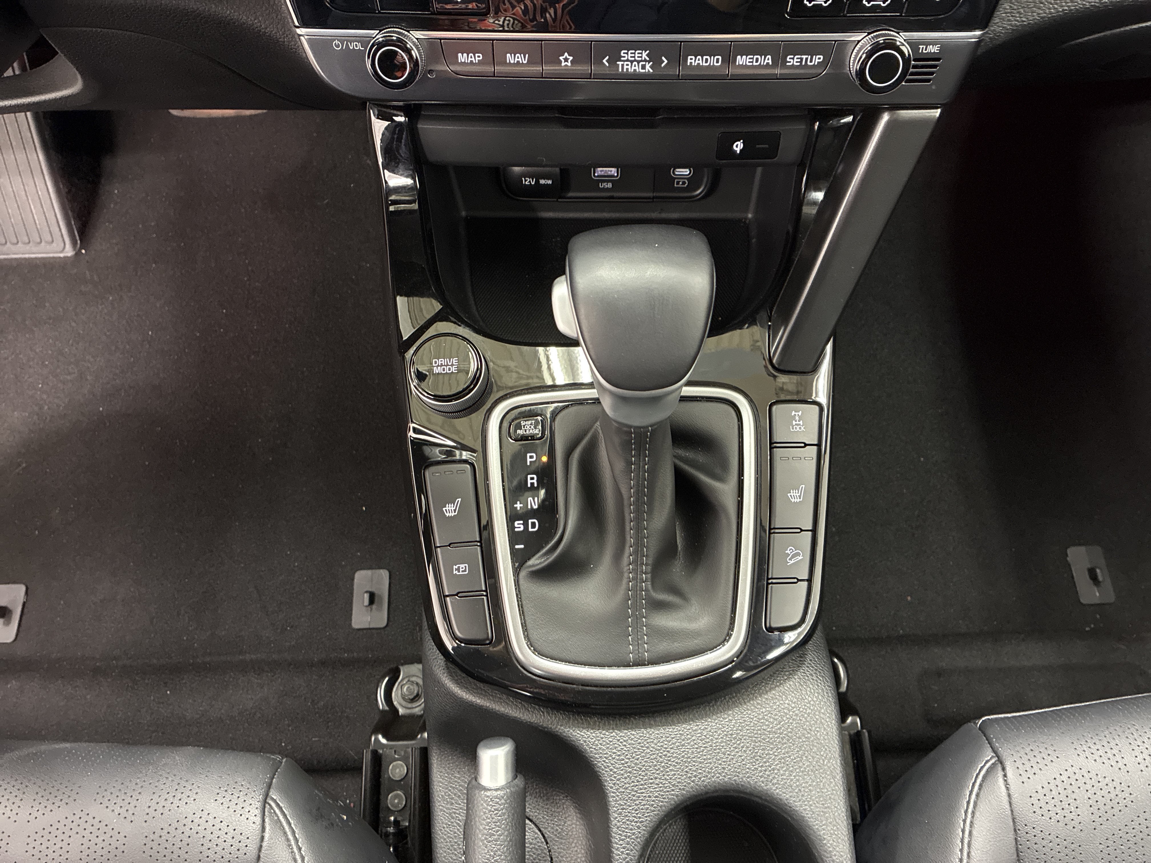 Certified 2024 Kia Seltos EX AWD/4WD image 18