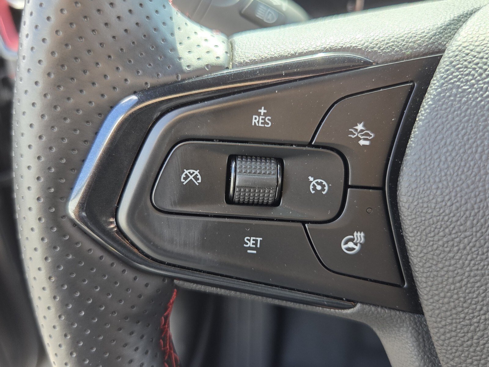 Used 2024 Chevrolet TrailBlazer RS FWD image 20