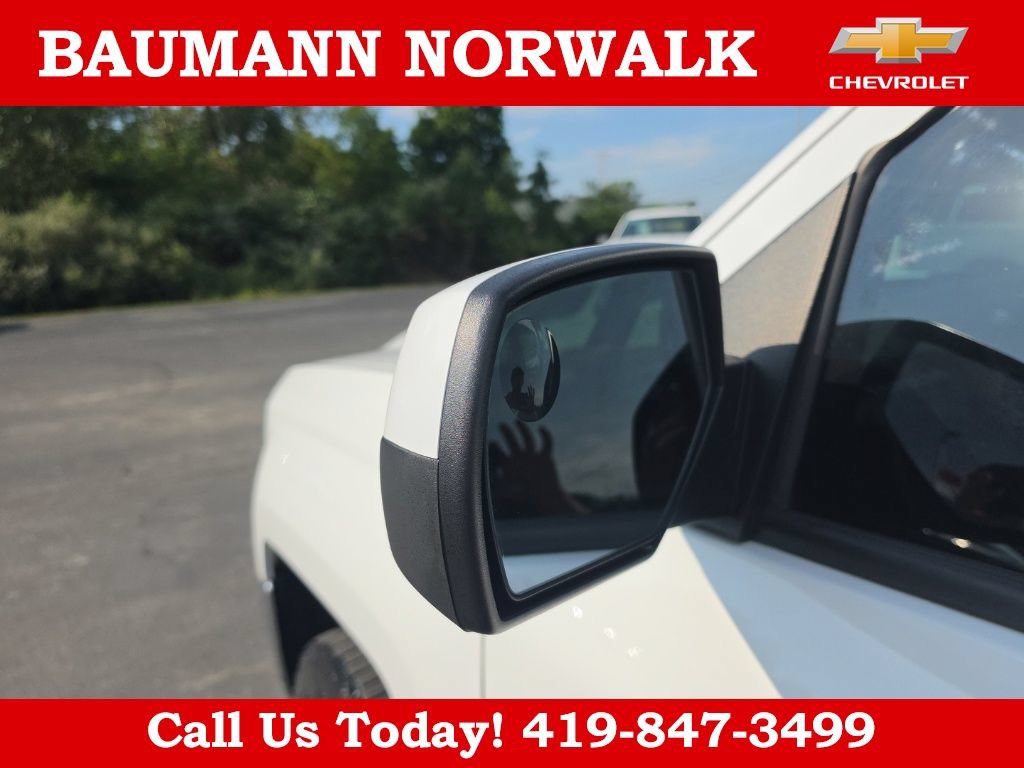 Used 2018 Chevrolet Silverado 1500 LT w/ All Star Edition AWD/4WD image 17