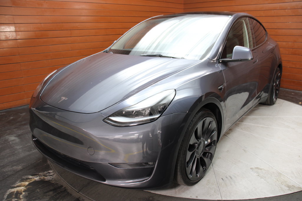 Used 2023 Tesla Model Y Performance AWD/4WD image 33
