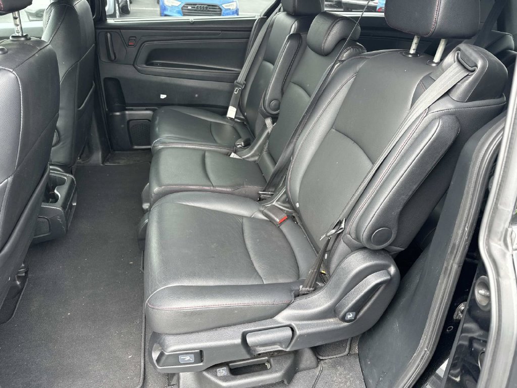 Used 2023 Honda Odyssey Sport image 12