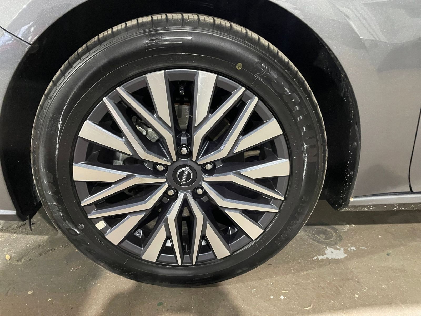 Used 2025 Nissan Altima 2.5 SV image 29