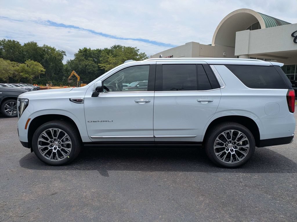 New 2026 GMC Yukon Denali w/ Denali Reserve Package AWD/4WD image 7