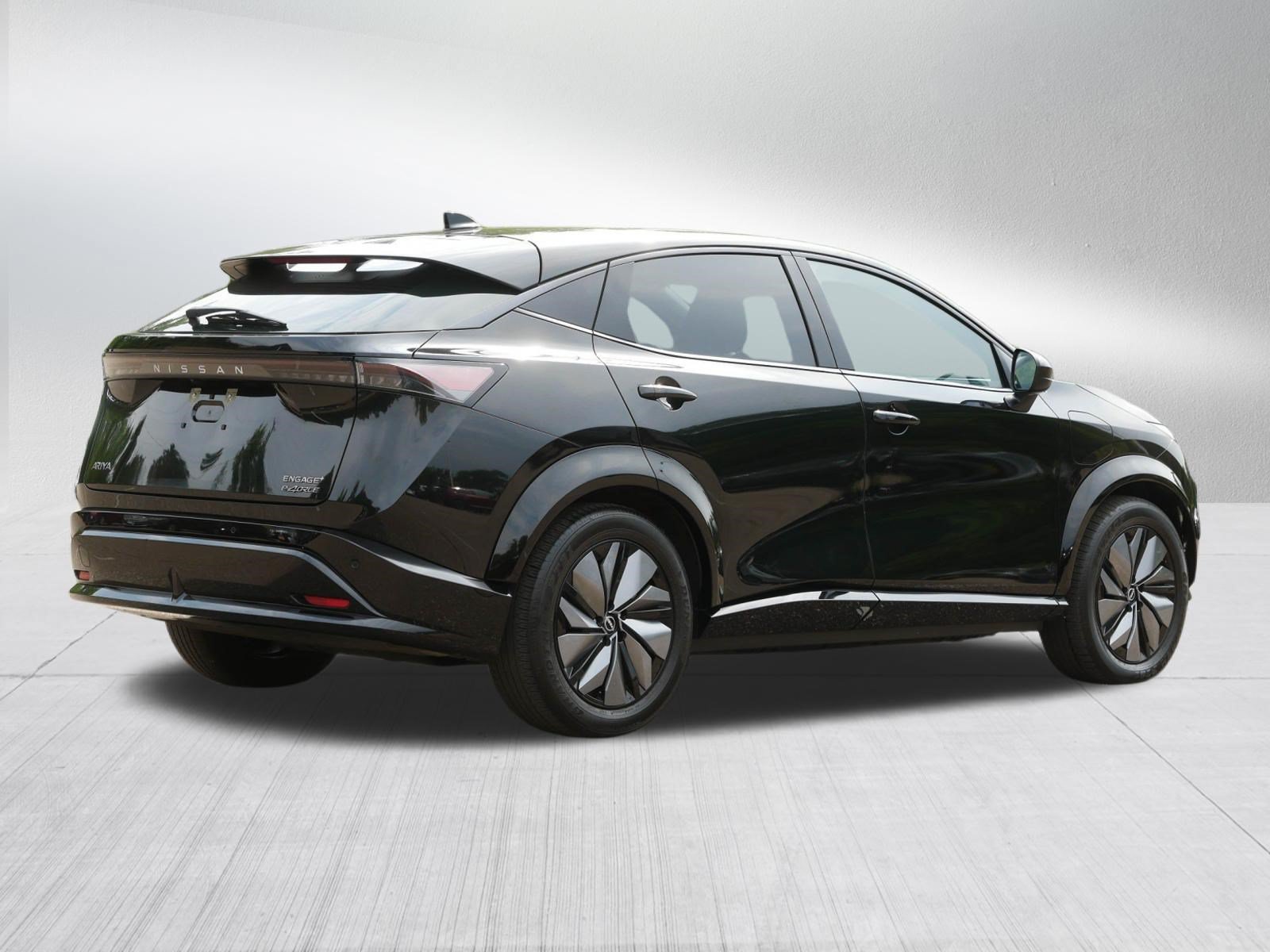 Certified 2024 Nissan Ariya AWD image 7