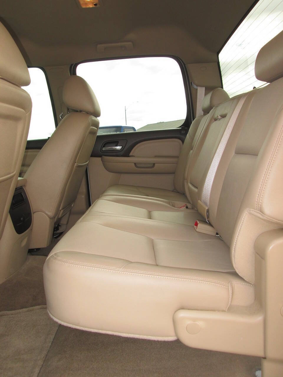 Used 2012 GMC Sierra 3500 Denali AWD/4WD image 23