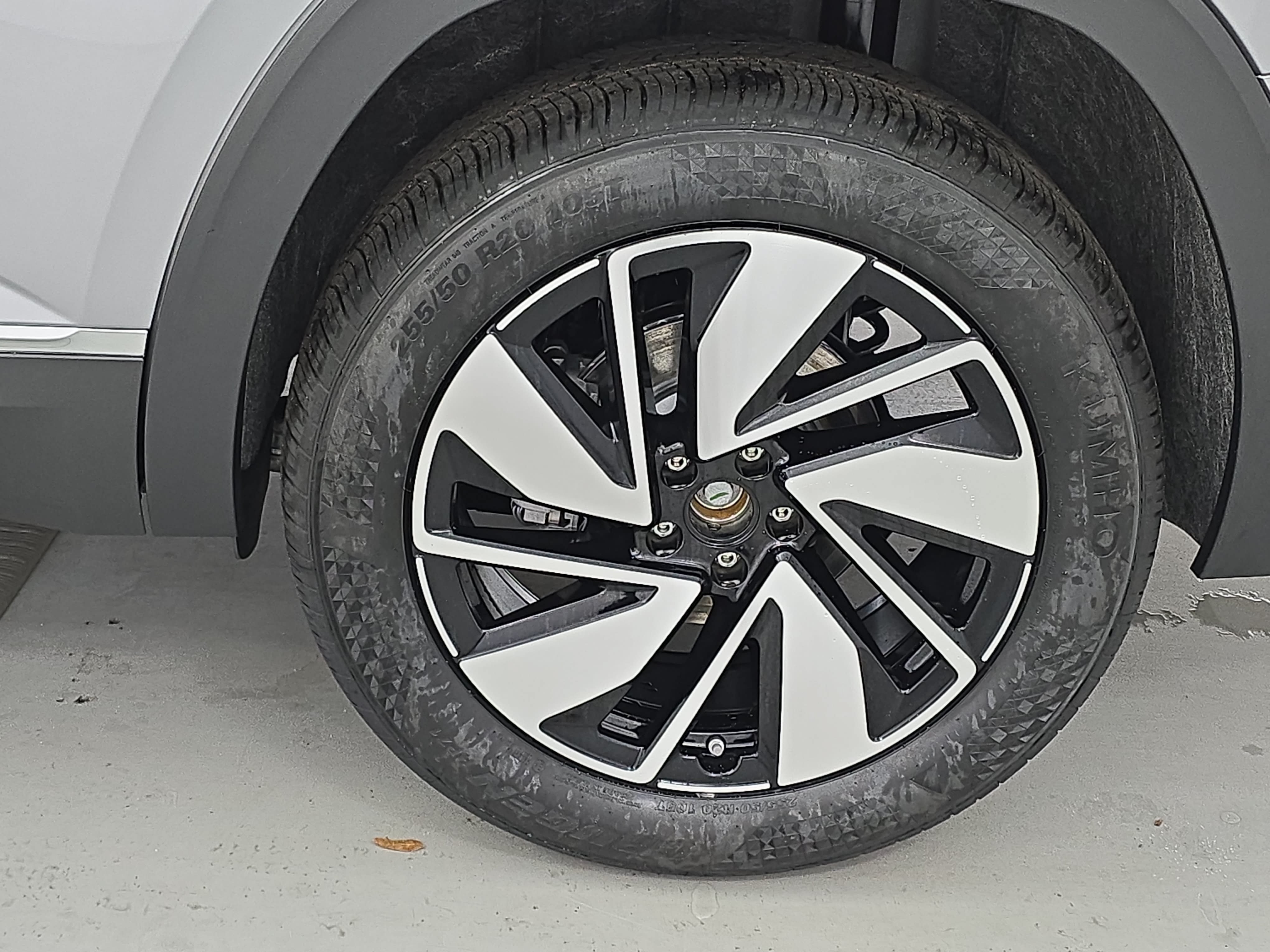 New 2026 Volkswagen Atlas SEL AWD/4WD image 35
