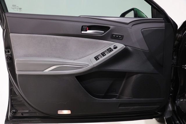 Used 2019 Toyota Avalon Touring w/ Advanced Safety Package FWD image 18