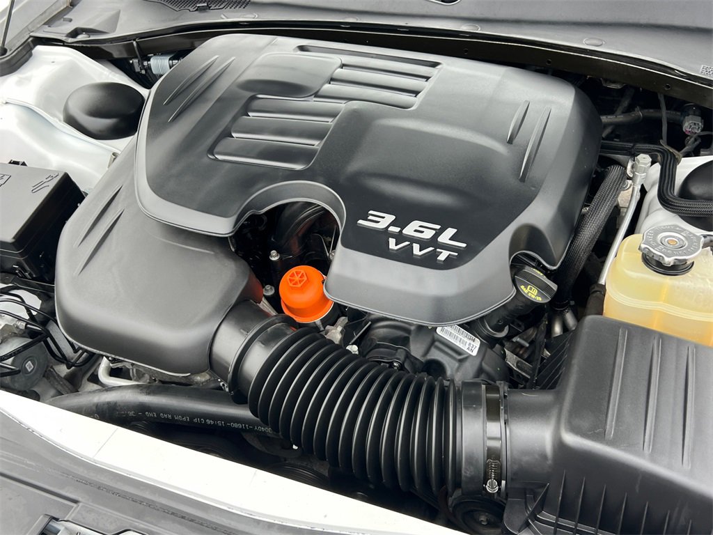 Used 2021 Chrysler 300 Touring w/ Sport Appearance Package image 31