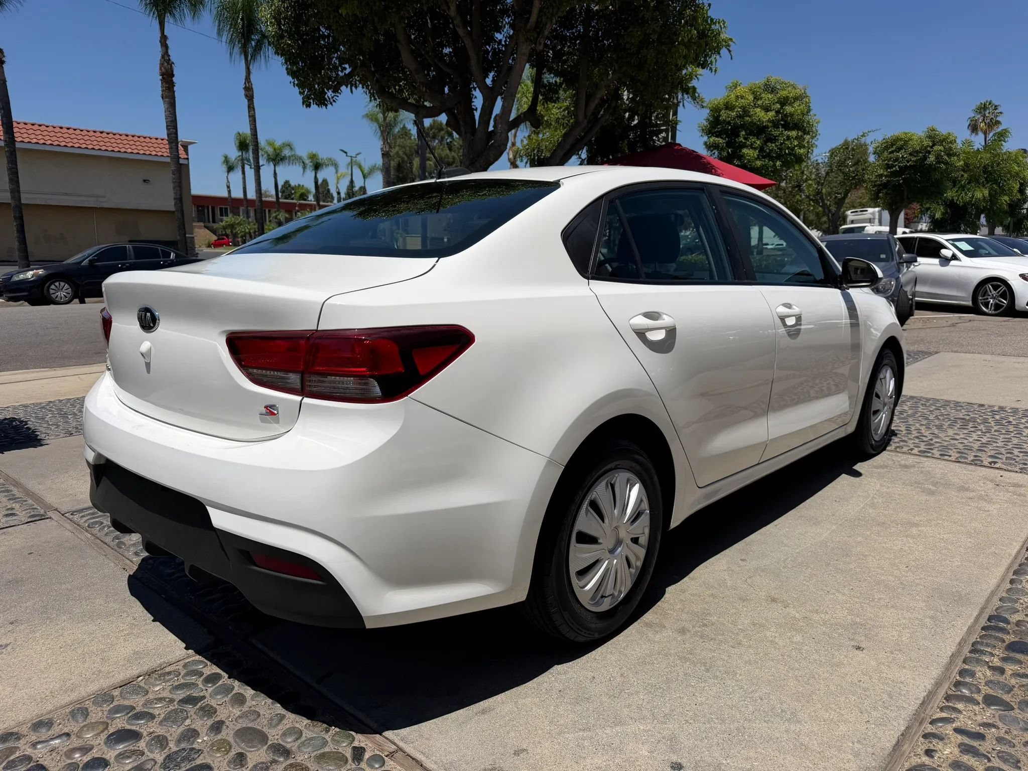 Used 2019 Kia Rio S FWD image 5