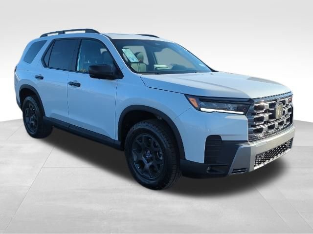 New 2026 Honda Pilot TrailSport image 5