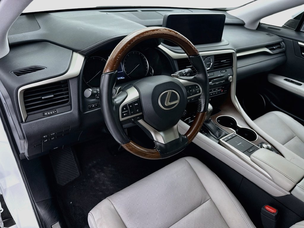 Used 2020 Lexus RX 350L FWD w/ Premium Package image 9