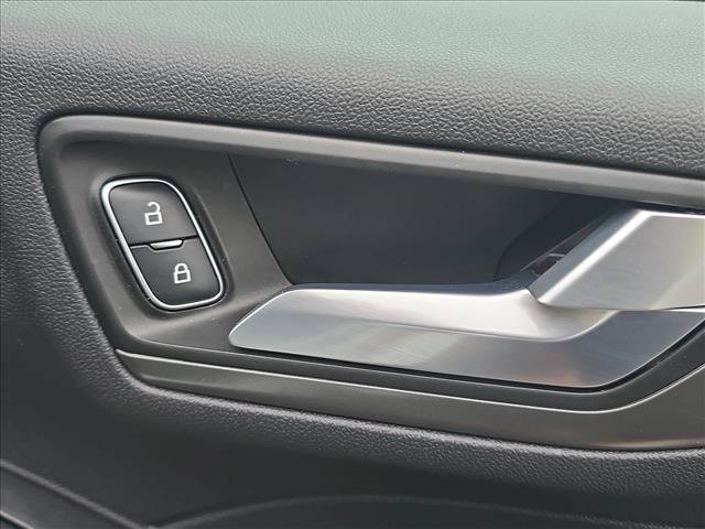 Used 2023 Ford Escape SE FWD image 26