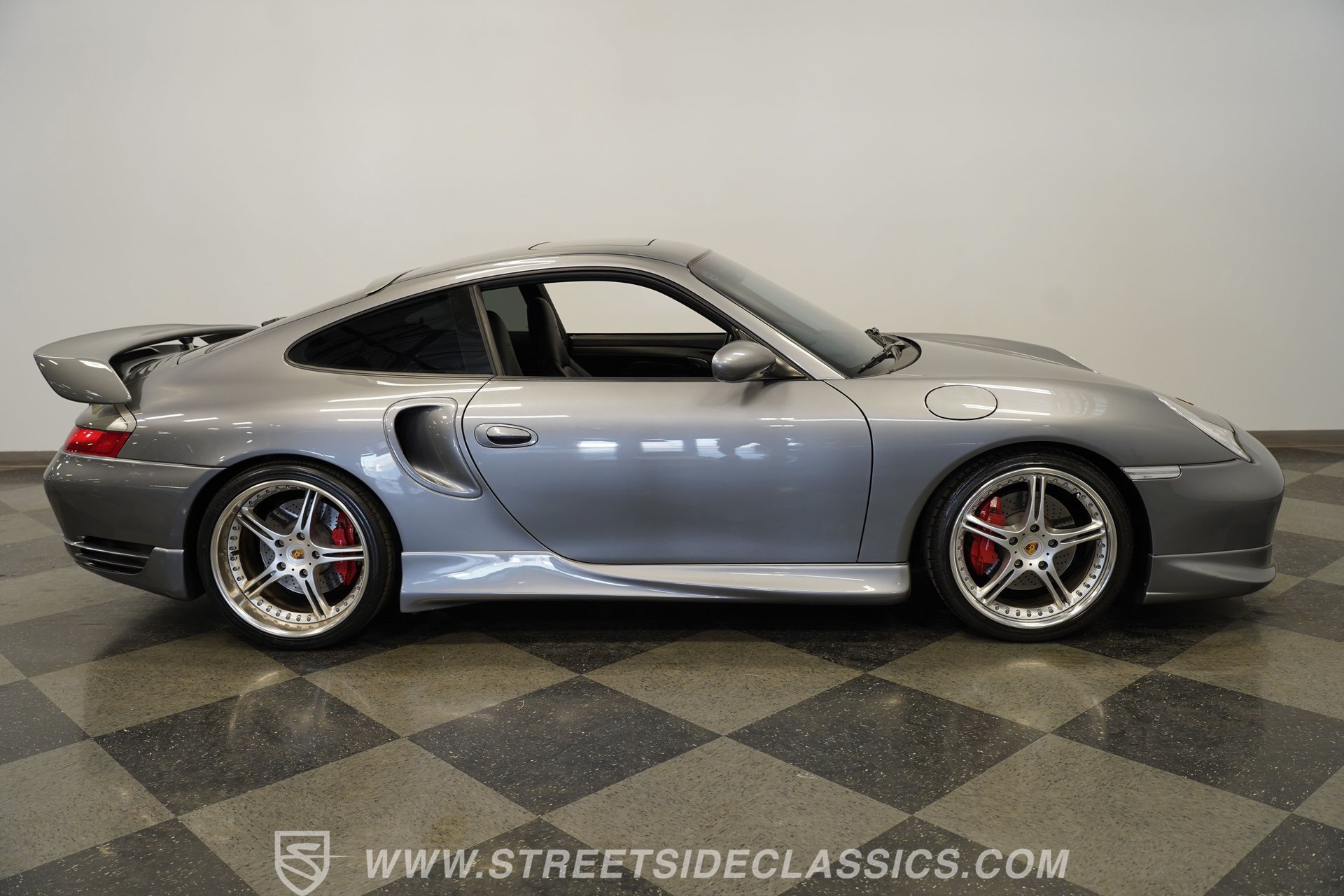 Used 2001 Porsche 911 Turbo AWD/4WD image 15