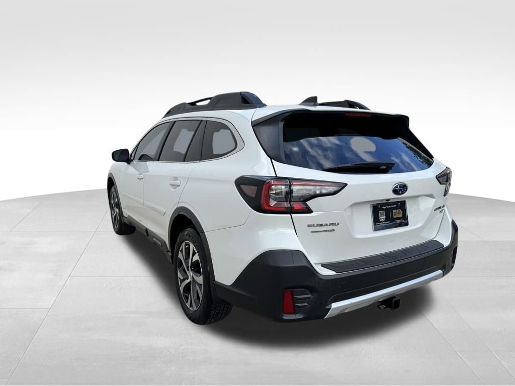 Used 2021 Subaru Outback Limited XT image 4