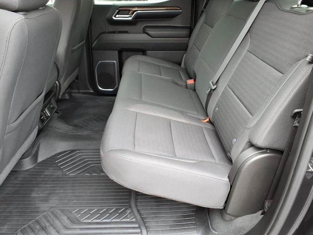 Used 2023 Chevrolet Silverado 1500 RST AWD/4WD image 13