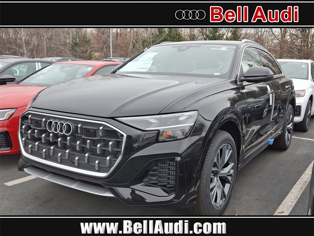 New 2025 Audi Q8 Premium Plus