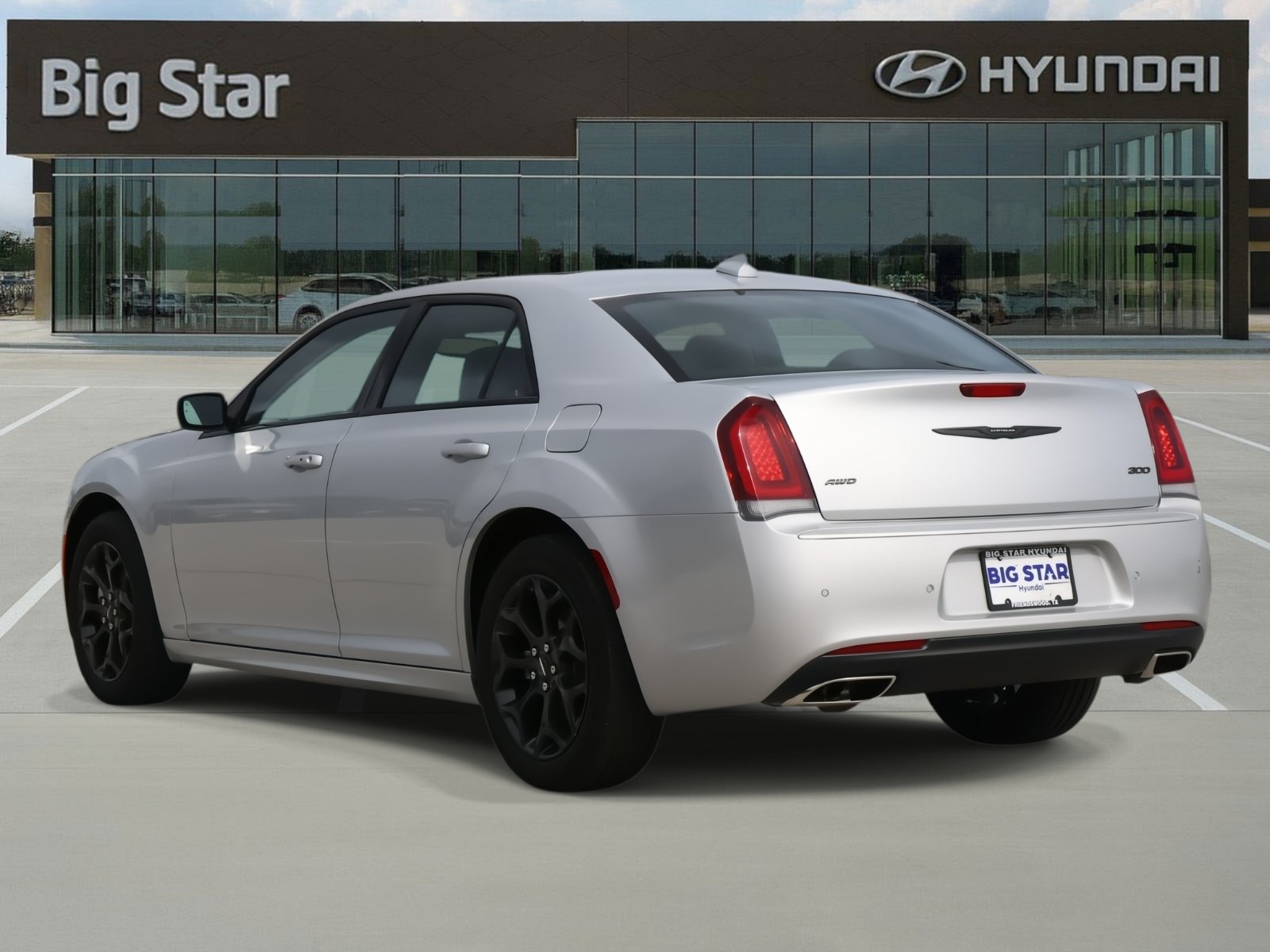 Used 2023 Chrysler 300 Touring L w/ Popular Equipment Group AWD/4WD image 3