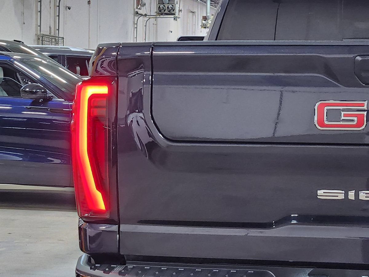 Used 2024 GMC Sierra 2500 AT4 w/ AT4 Premium Plus Package AWD/4WD image 20