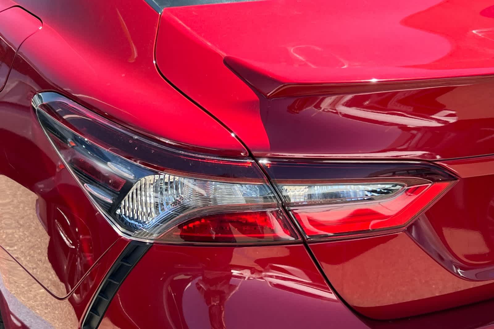 Used 2022 Toyota Camry SE FWD image 20