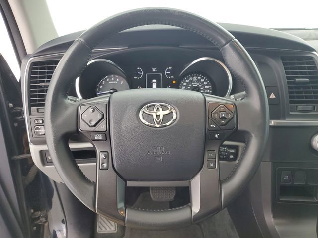 Used 2018 Toyota Sequoia SR5 RWD image 23