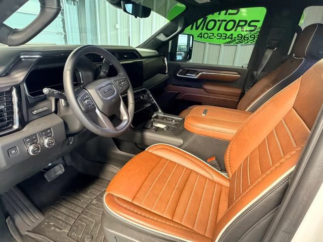 Used 2025 GMC Sierra 2500 Denali Ultimate image 7