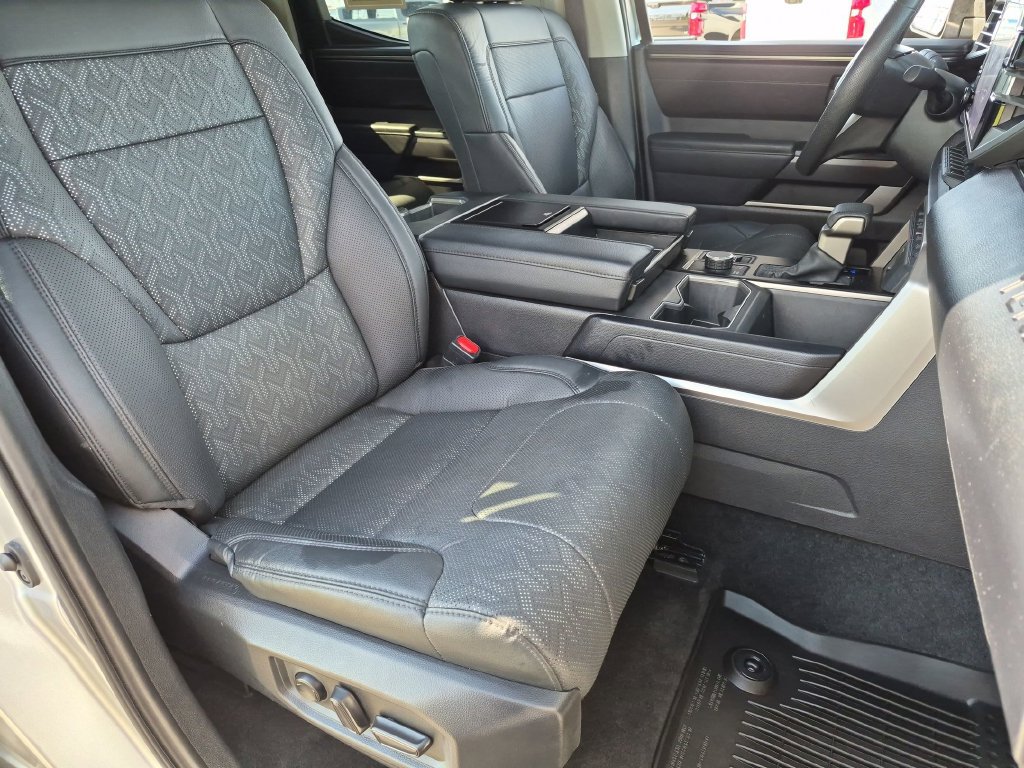 Used 2024 Toyota Tundra SR5 w/ SR5 Premium Package AWD/4WD image 32