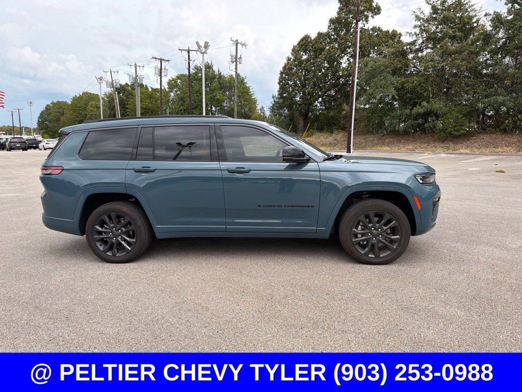 Used 2026 Jeep Grand Cherokee L Limited AWD/4WD image 5
