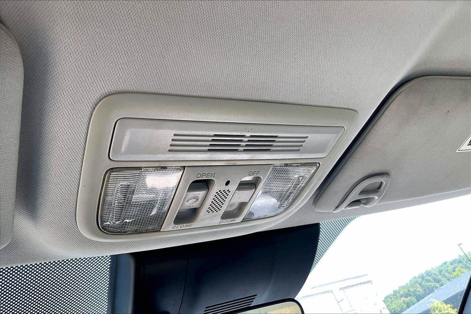 Used 2019 Honda Civic Touring image 32