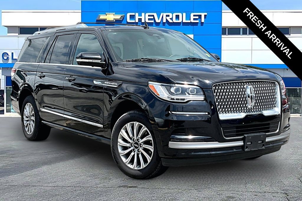 Used 2024 Lincoln Navigator L 4WD