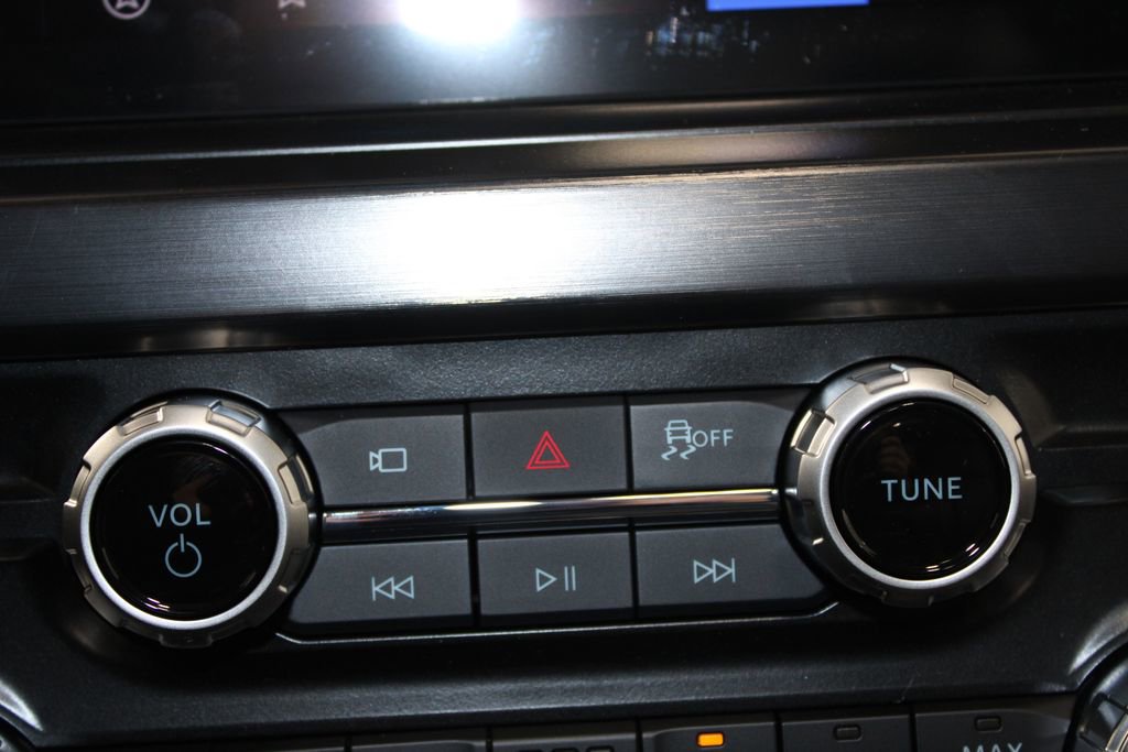 New 2026 Ford F250 Lariat w/ Black Appearance Package image 54