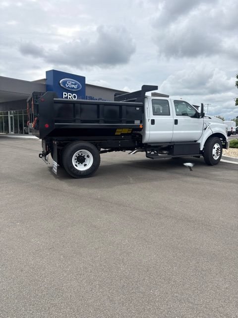 New 2027 Ford F750 2WD Crew Cab Super Duty image 7