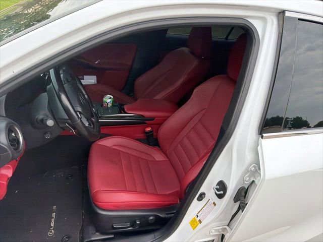 Used 2022 Lexus IS 350 F Sport RWD image 9