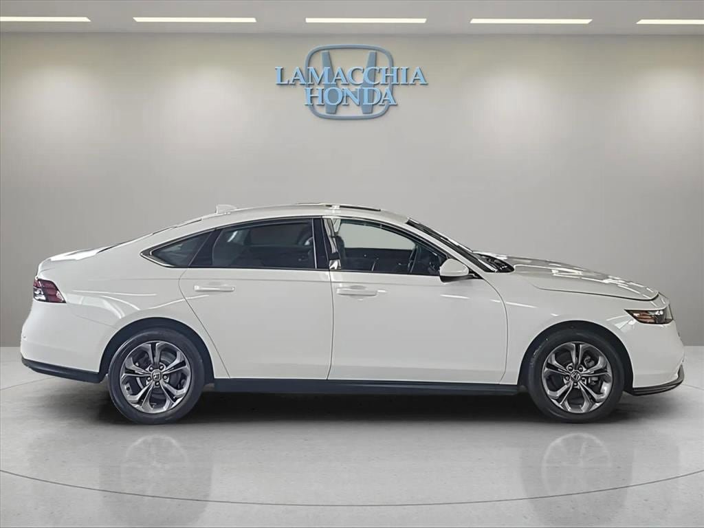 Used 2024 Honda Accord EX image 6