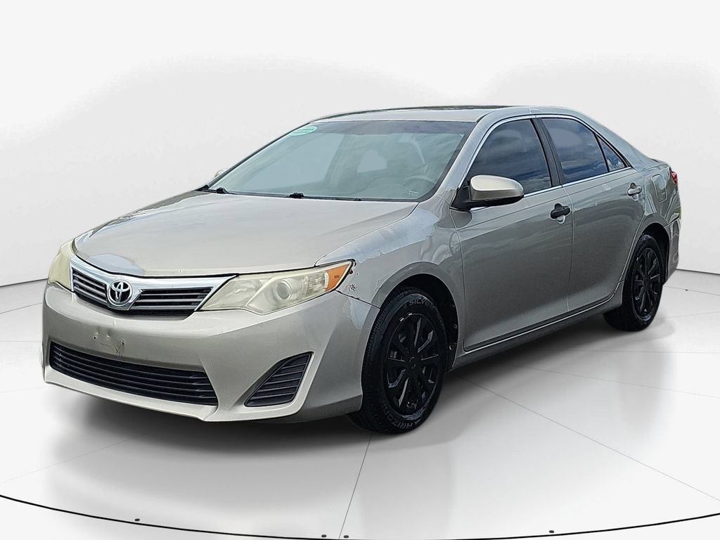 Used 2013 Toyota Camry FWD image 11