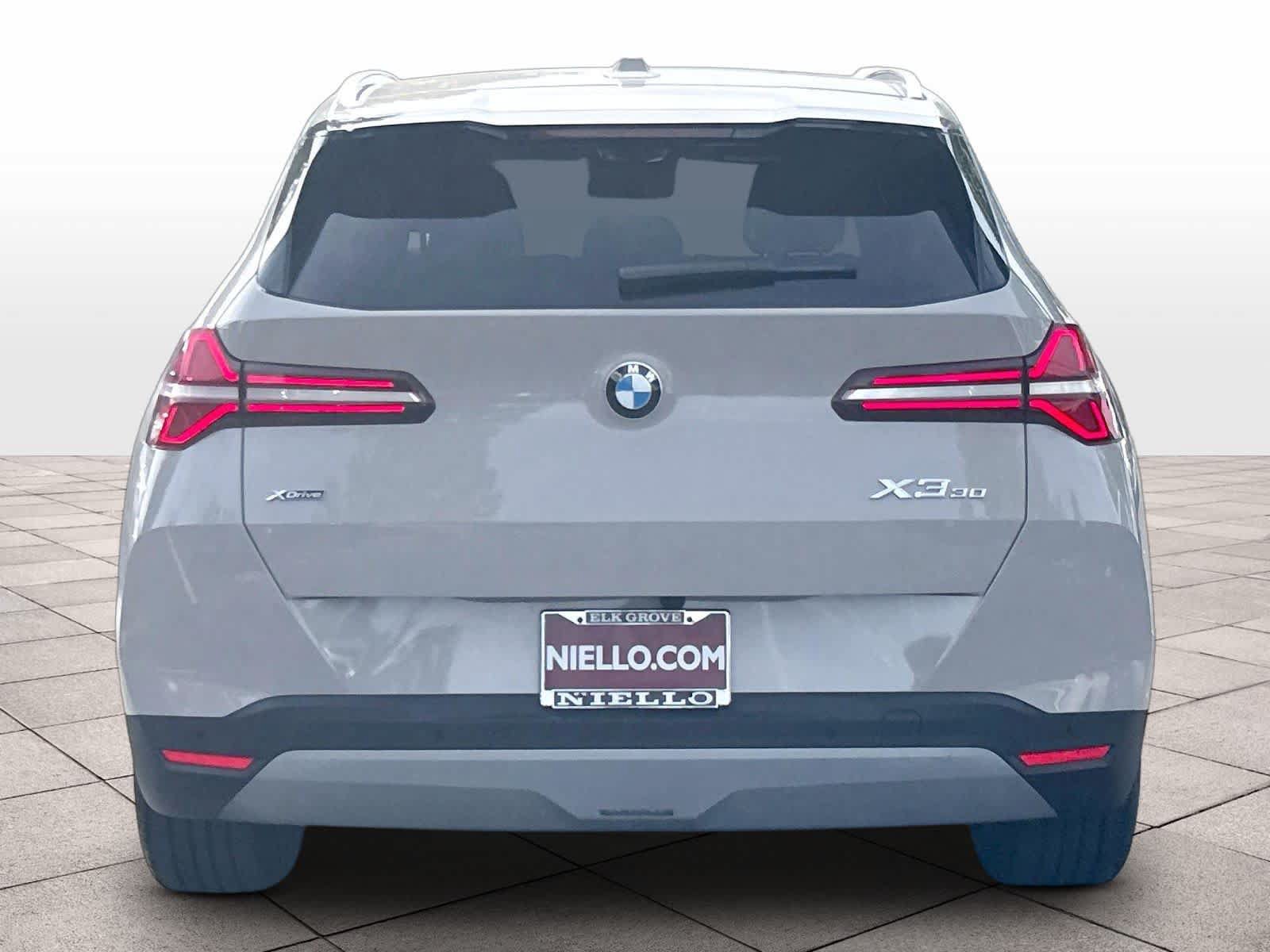 Used 2025 BMW X3 xDrive30i AWD/4WD image 8