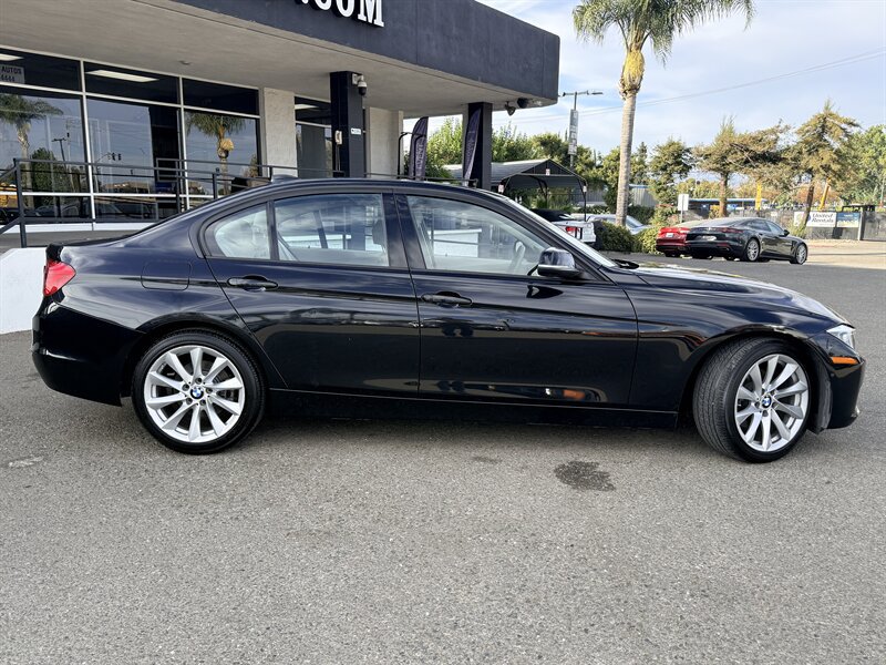 Used 2012 BMW 328i Sedan RWD image 8