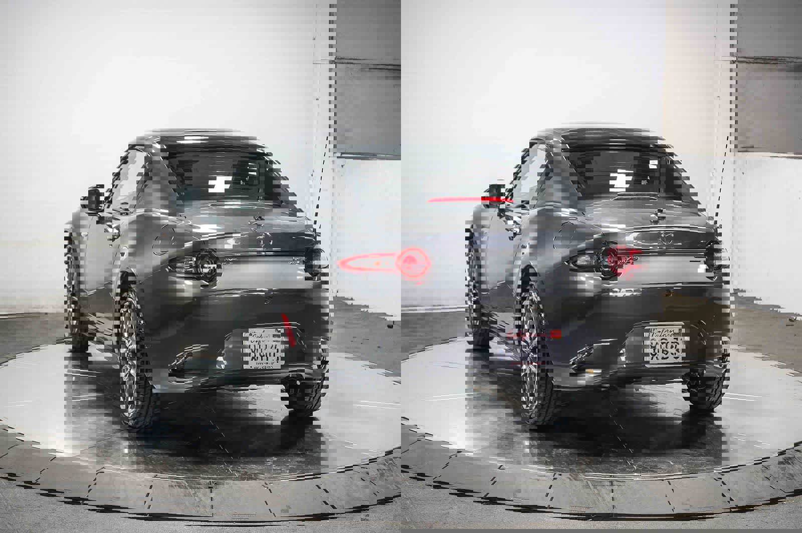 Used 2021 MAZDA MX-5 Miata RF Grand Touring image 4