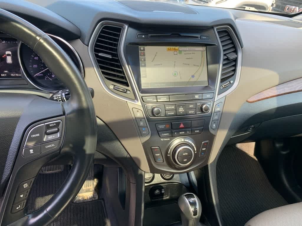 Used 2017 Hyundai Santa Fe Limited AWD/4WD image 27
