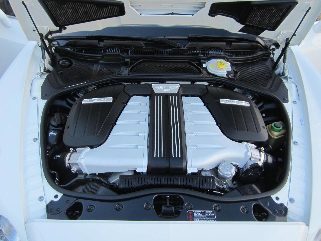 Used 2015 Bentley Continental GT image 14