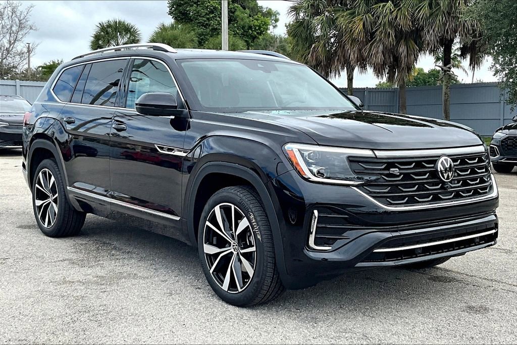 New 2026 Volkswagen Atlas SEL Premium R-Line image 2