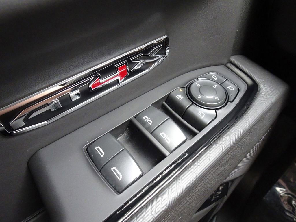 Used 2023 GMC Sierra 1500 AT4X image 26