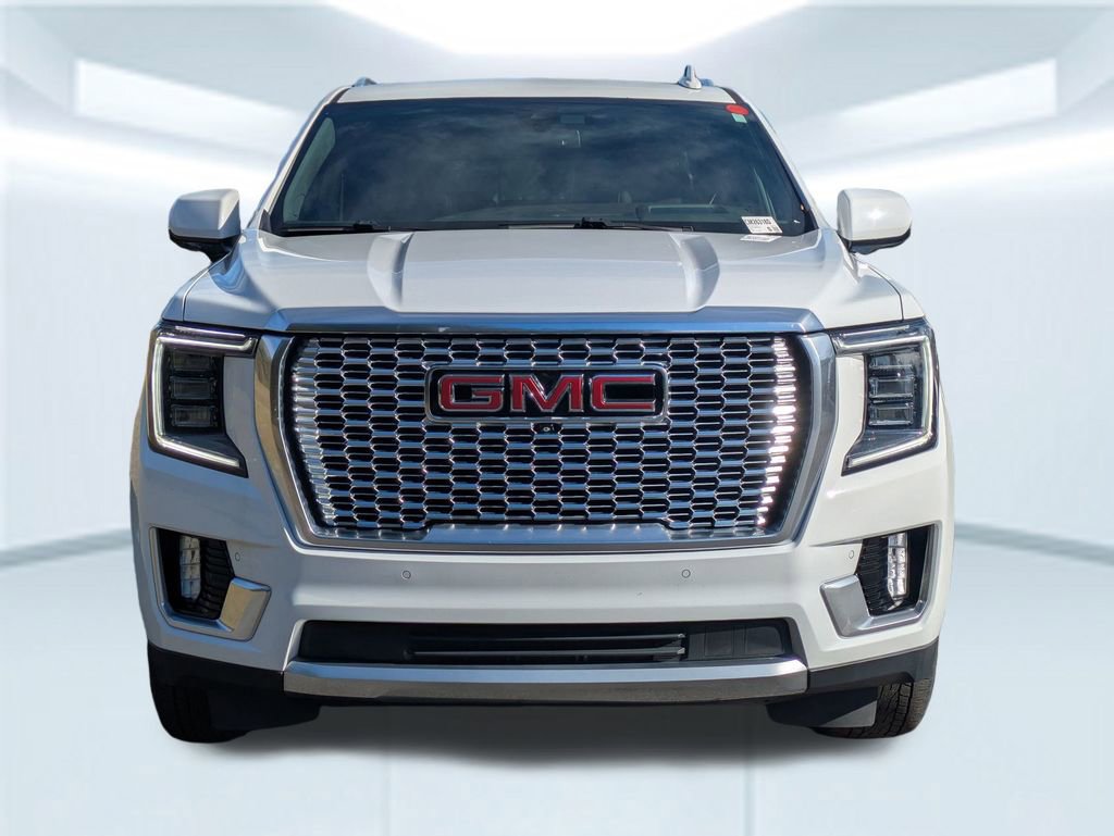 Used 2021 GMC Yukon XL Denali image 10