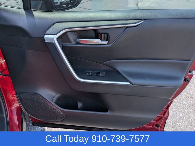 Used 2021 Toyota RAV4 XLE Premium FWD image 34