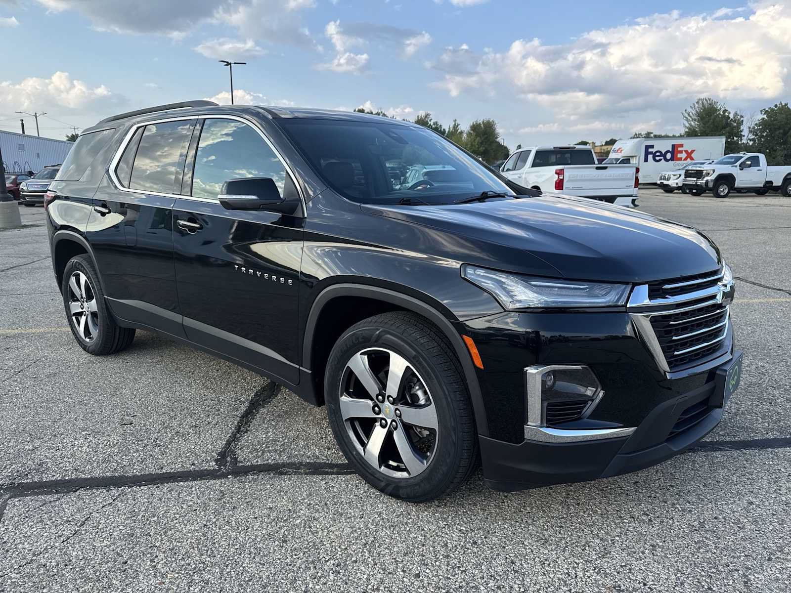 Certified 2023 Chevrolet Traverse LT w/ LT Premium Package AWD/4WD image 7