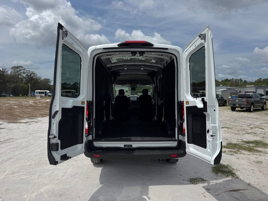 New 2026 Ford Transit 250 148 Medium Roof image 23