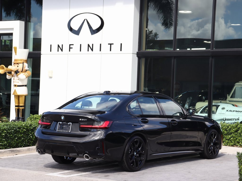 Used 2025 BMW 330i xDrive Sedan image 4
