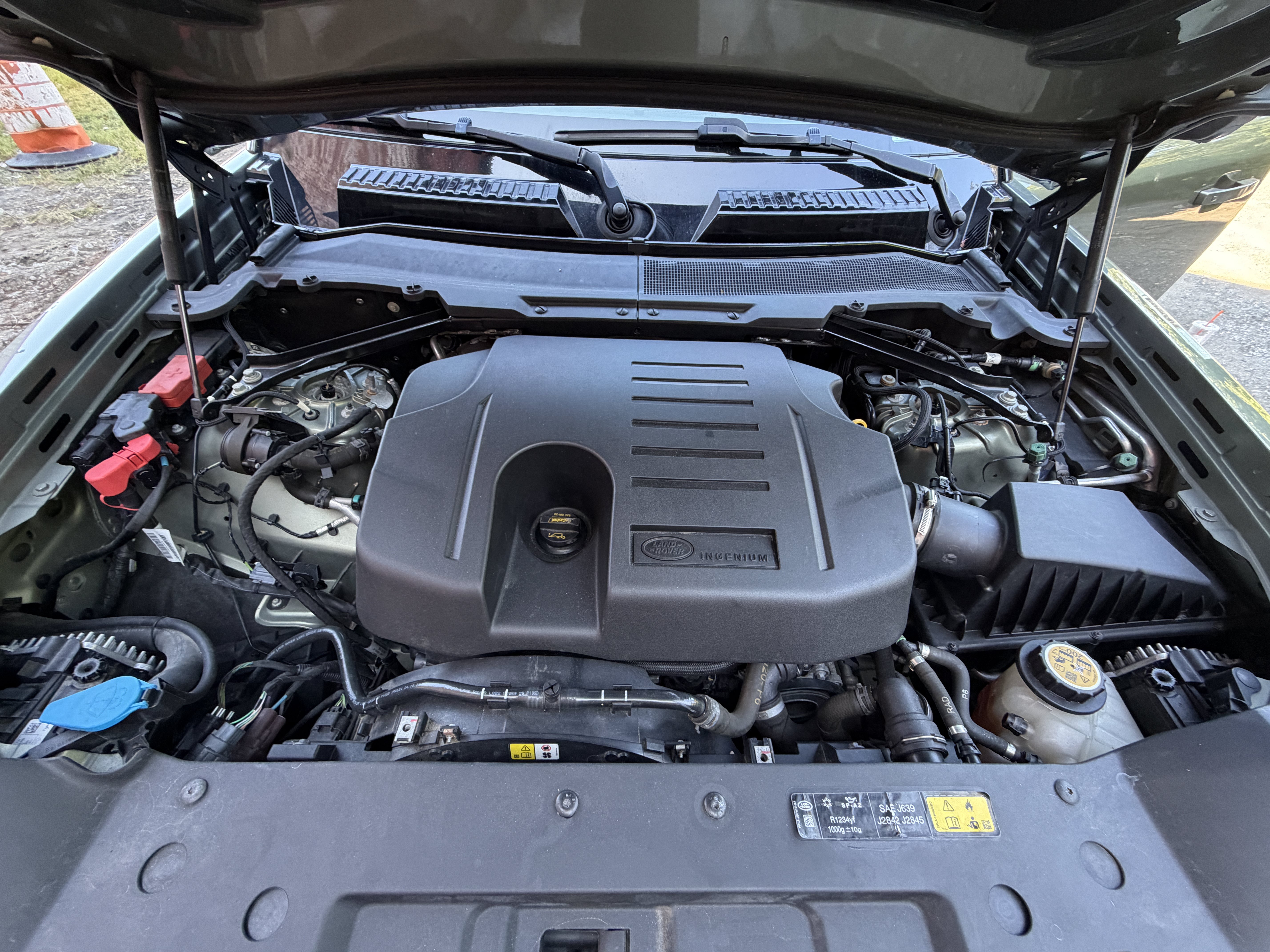 Used 2021 Land Rover Defender 110 X AWD/4WD image 44