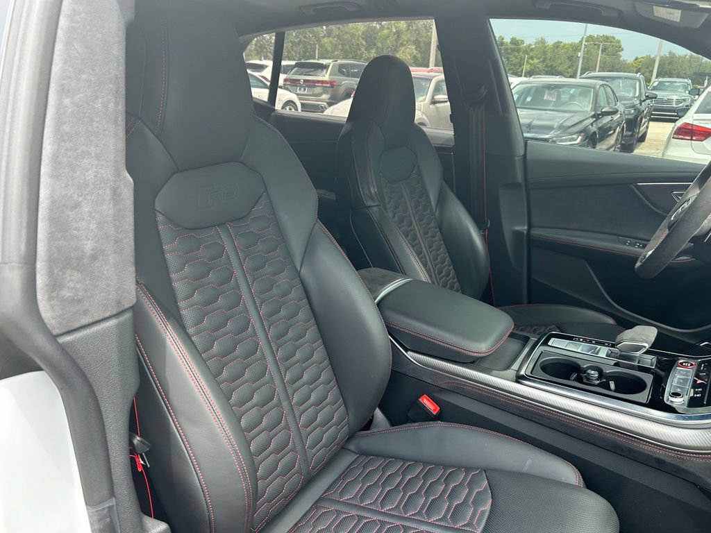 Used 2024 Audi RS Q8 AWD/4WD image 32